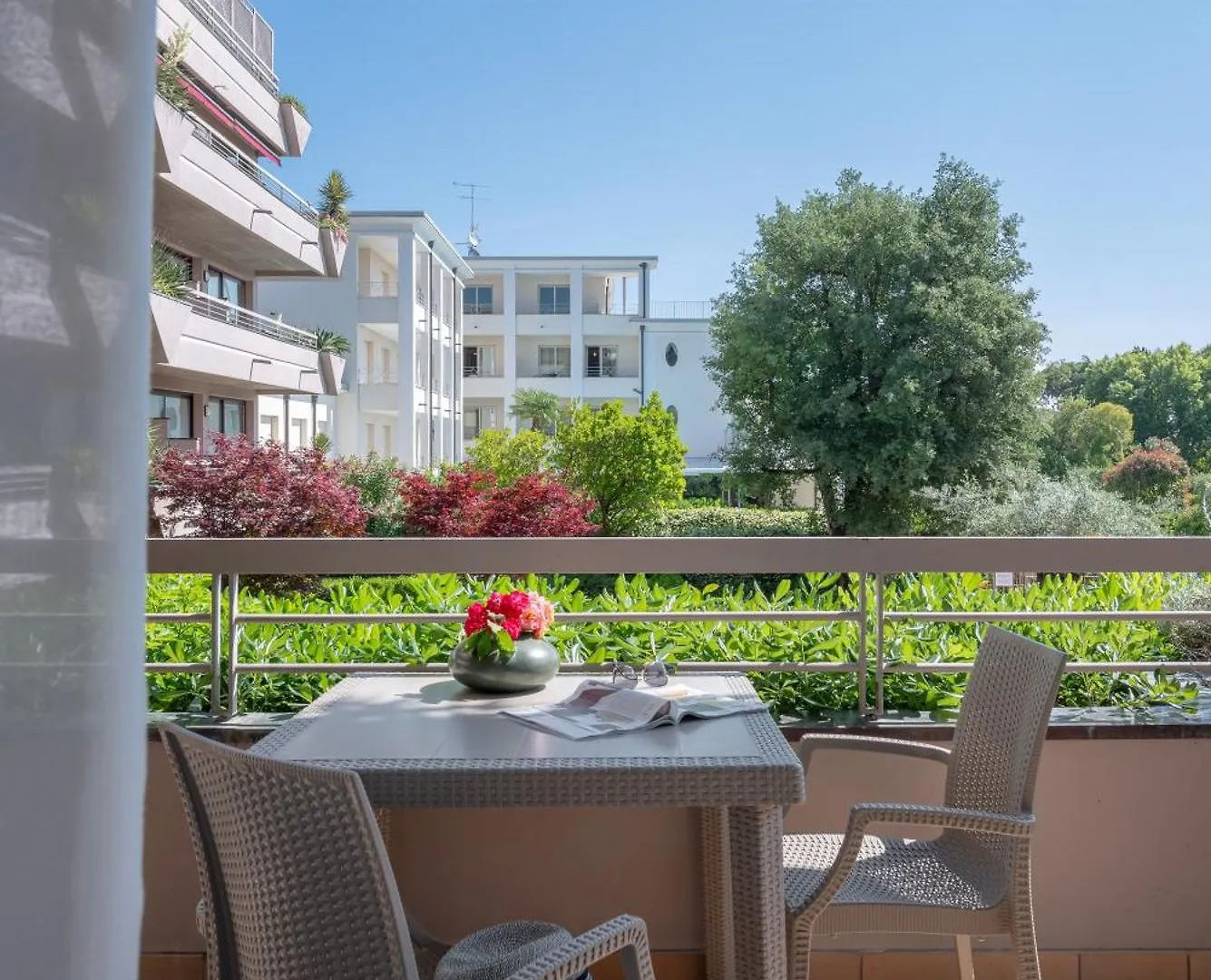 Il Sogno Apartments Desenzano del Garda 4*,