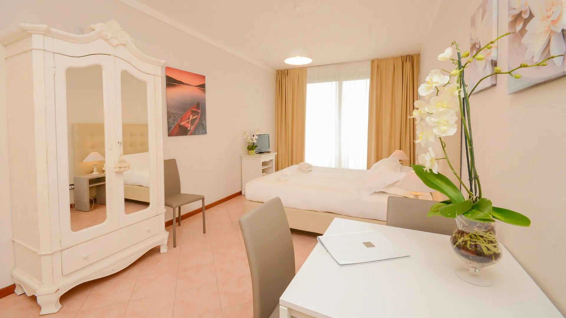 Il Sogno Apartments Desenzano del Garda Aparthotel