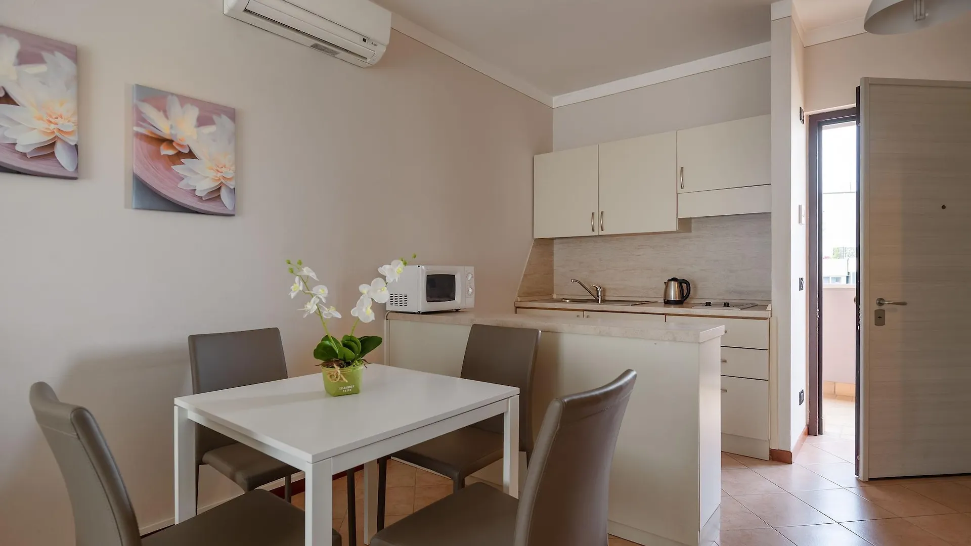 **** Apart Otel Il Sogno Apartments Desenzano del Garda İtalya